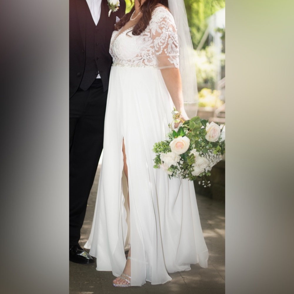 Creamy White Plunge Neck Flutter Sleeve Bridal Gown - Picture 5 of 6